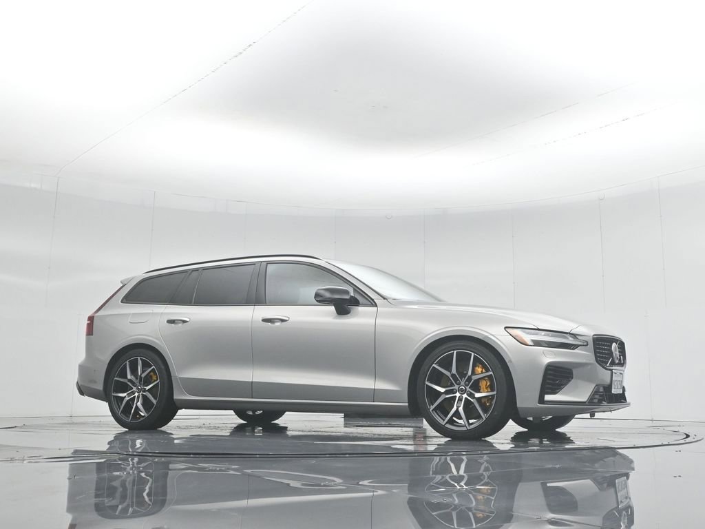 Used 2024 Volvo V60 T8 Polestar w/ Protection Package Premier image 3