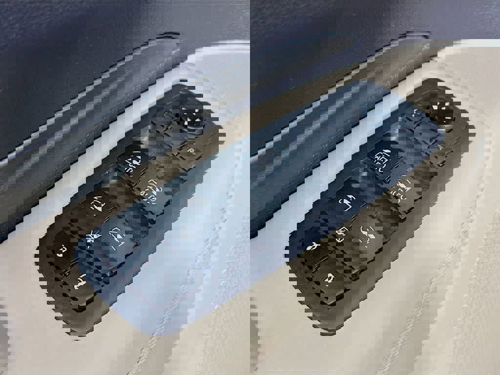 Used 2019 Dodge Durango Citadel w/ Technology Group image 30