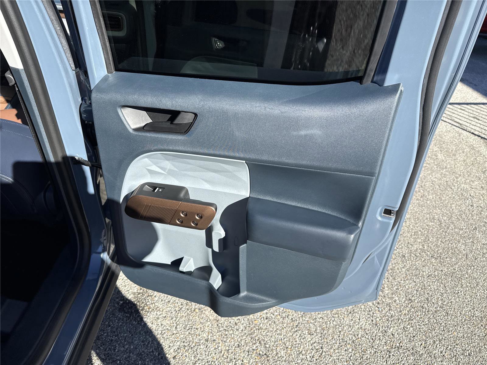 Certified 2024 Ford Maverick Lariat w/ FX4 Off-Road Package image 23