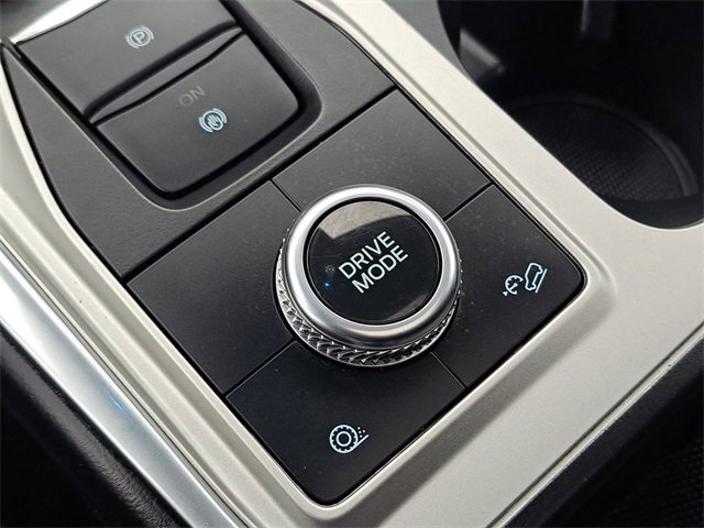 Certified 2022 Ford Explorer XLT w/ Equipment Group 202A image 16