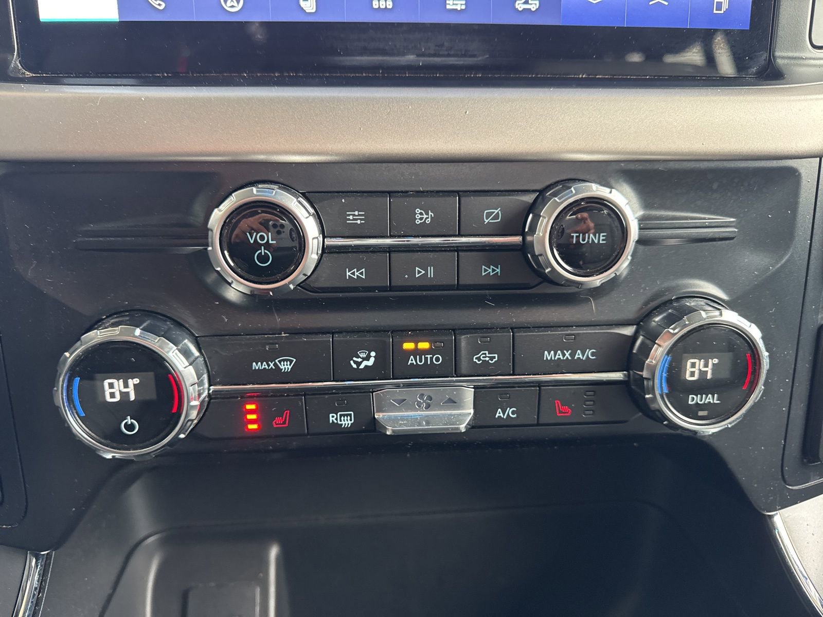 Certified 2021 Ford F150 XLT w/ Equipment Group 302A High image 32