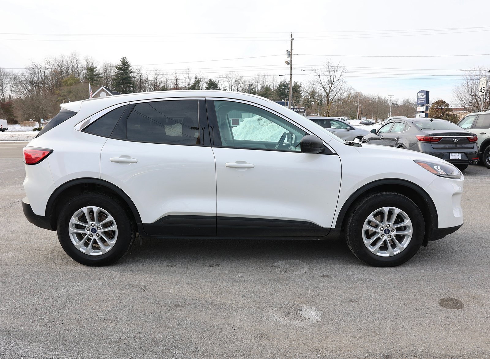 Certified 2022 Ford Escape SE w/ Convenience Package image 2