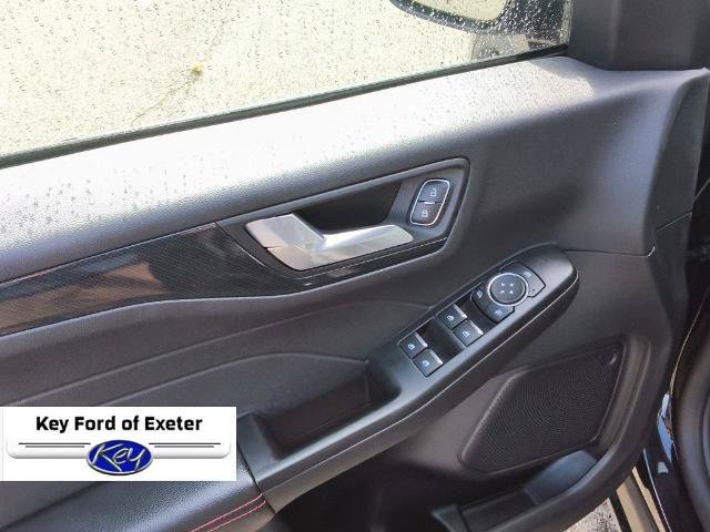 Certified 2025 Ford Escape ST-Line AWD/4WD image 22