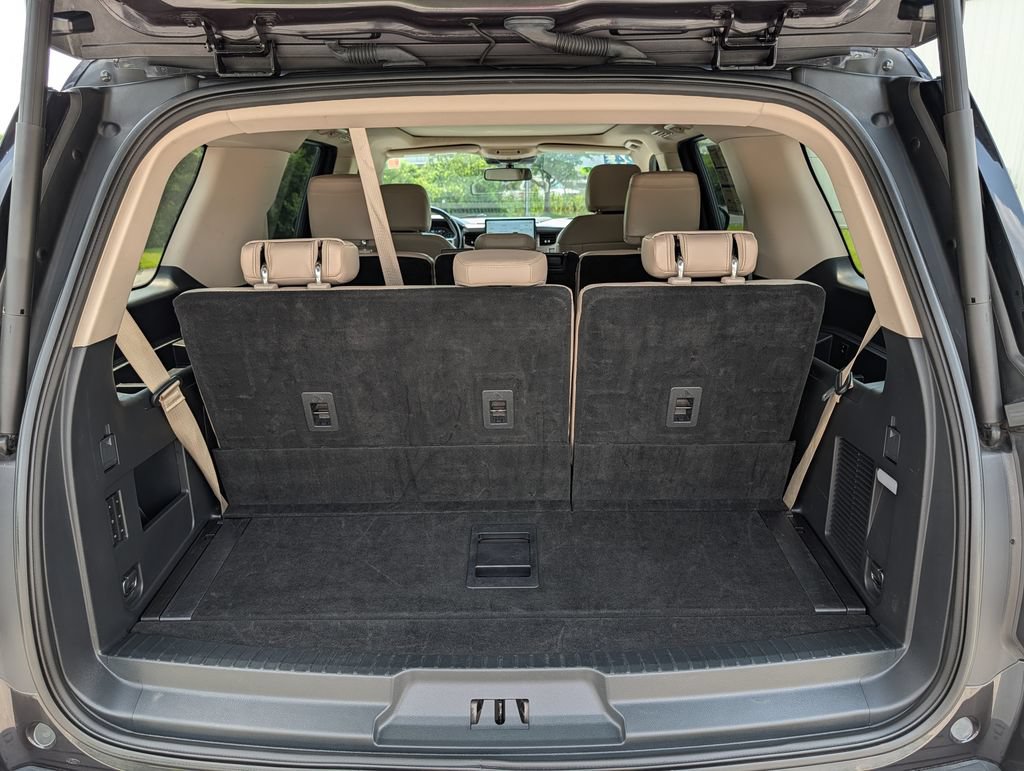 Certified 2024 Ford Expedition Limited AWD/4WD image 32