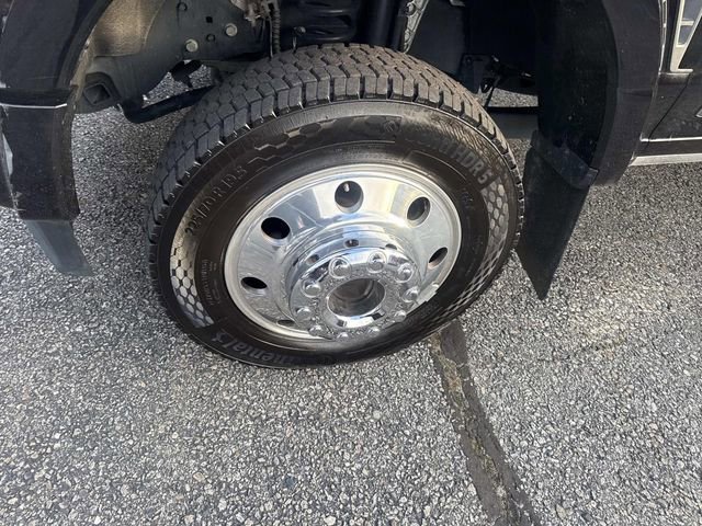 Certified 2025 Ford F450 Platinum image 12