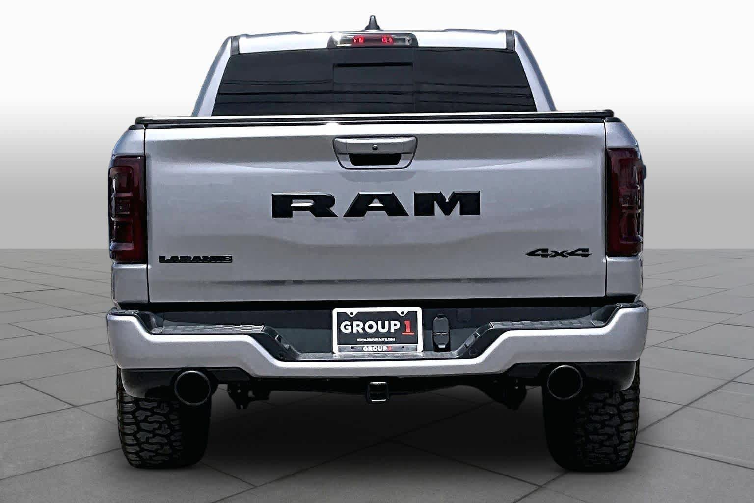 Used 2025 RAM 1500 Laramie w/ Sport Appearance Package AWD/4WD image 5