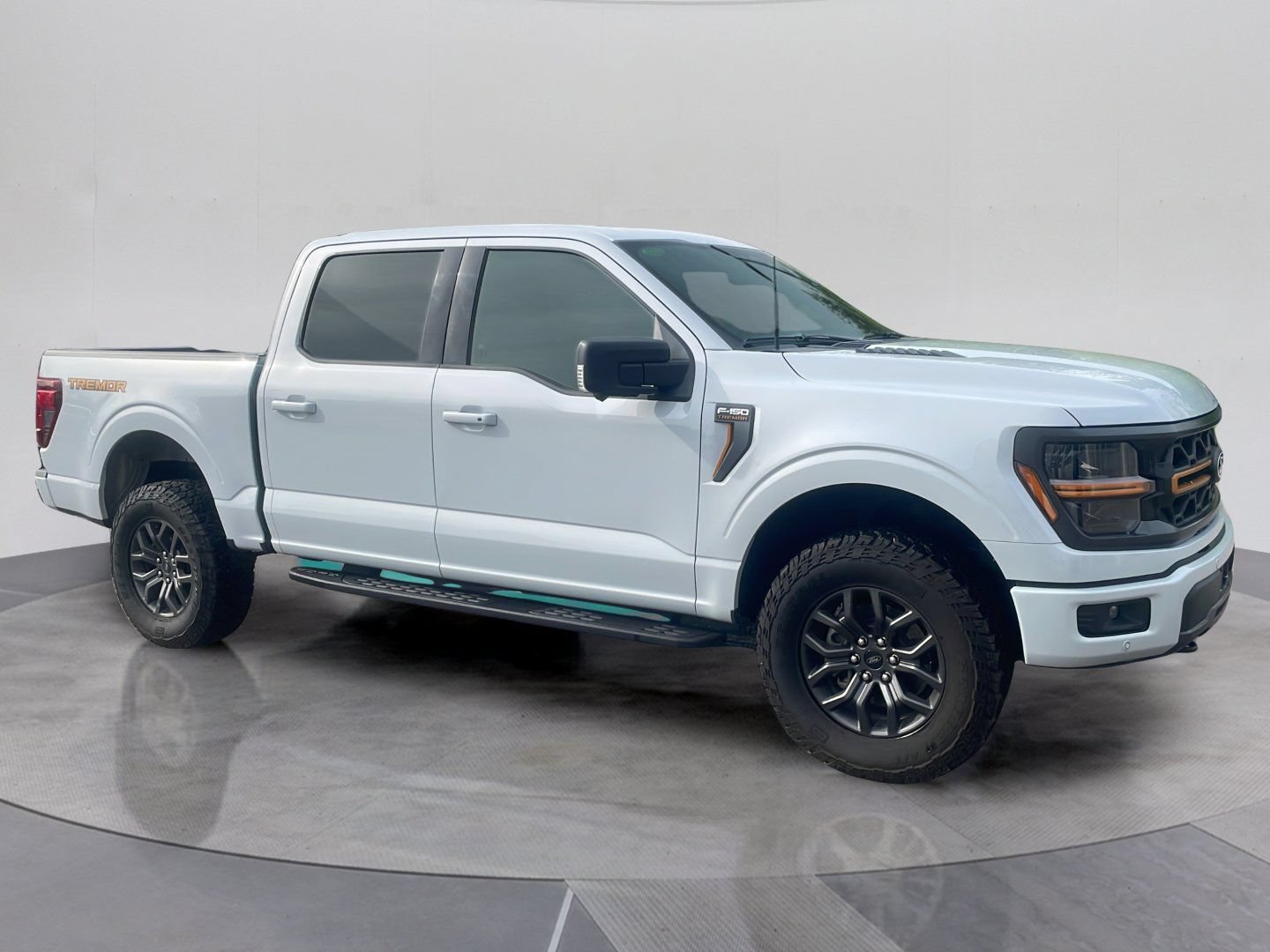 Certified 2025 Ford F150 Tremor AWD/4WD image 4