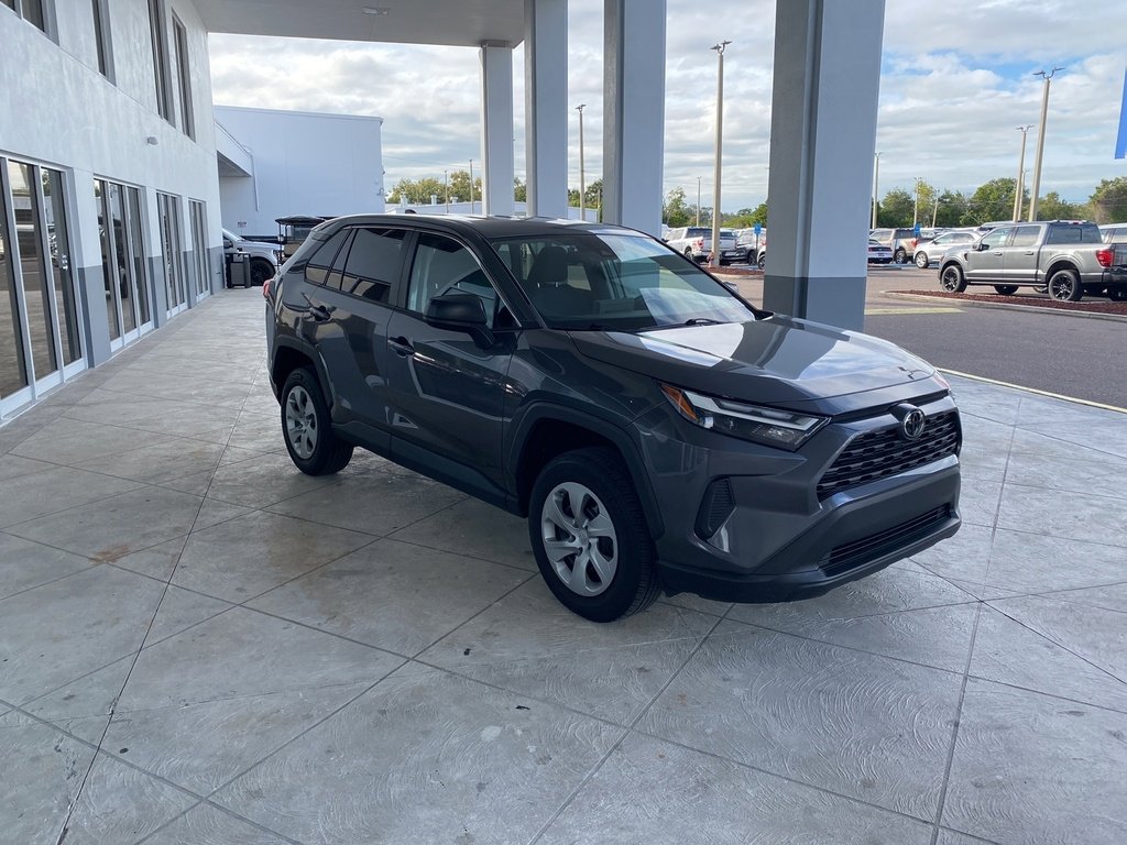 Used 2023 Toyota RAV4 LE image 4