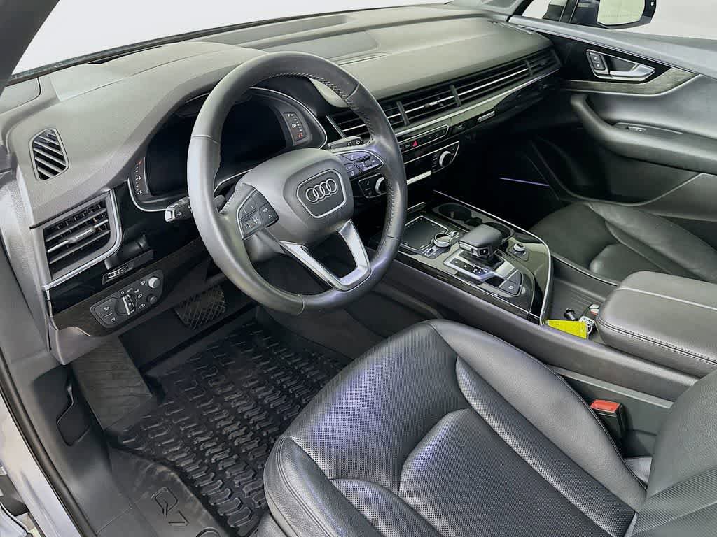 Used 2018 Audi Q7 3.0T Prestige AWD/4WD image 2