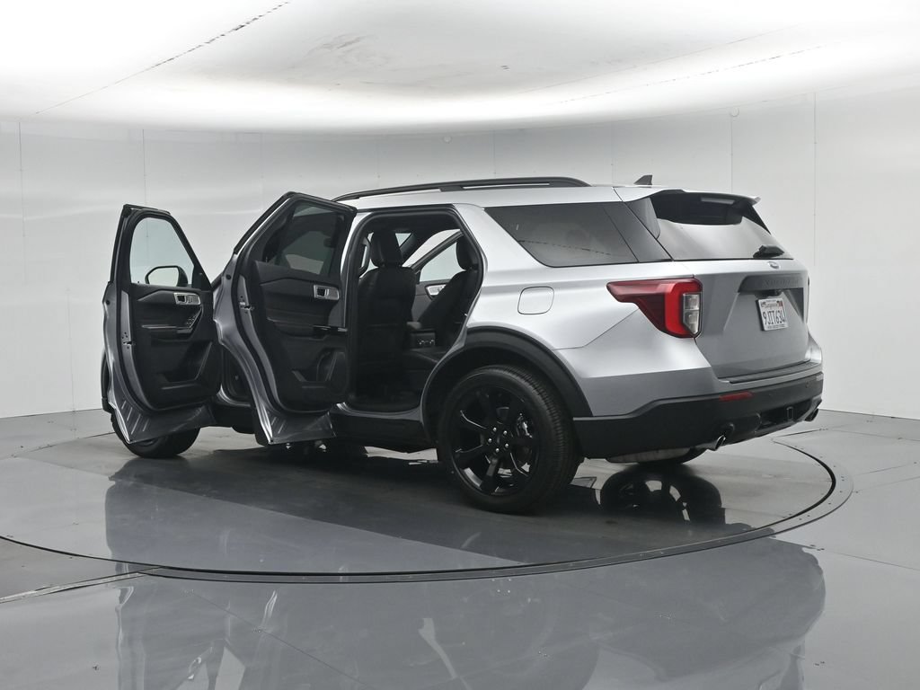 Certified 2023 Ford Explorer ST-Line w/ Class IV Trailer Tow Package RWD image 34