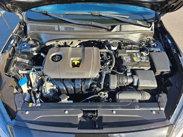 Used 2024 Kia Forte LXS image 9