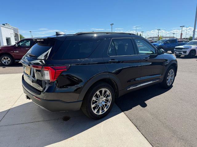 Certified 2025 Ford Explorer Active w/ Active Comfort Package AWD/4WD image 7