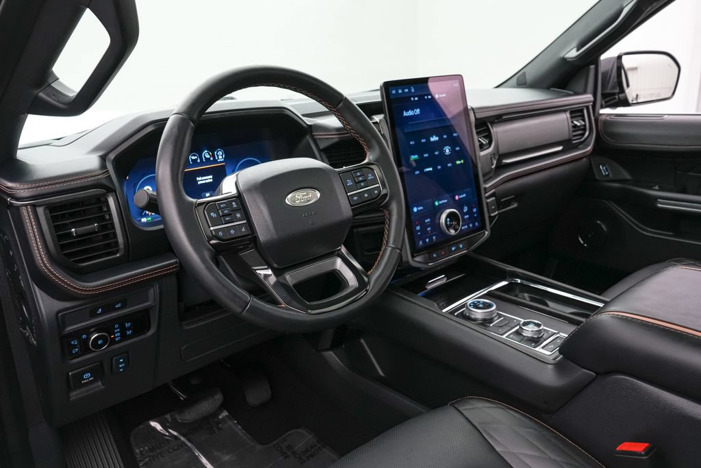 Certified 2024 Ford Expedition Platinum AWD/4WD image 15