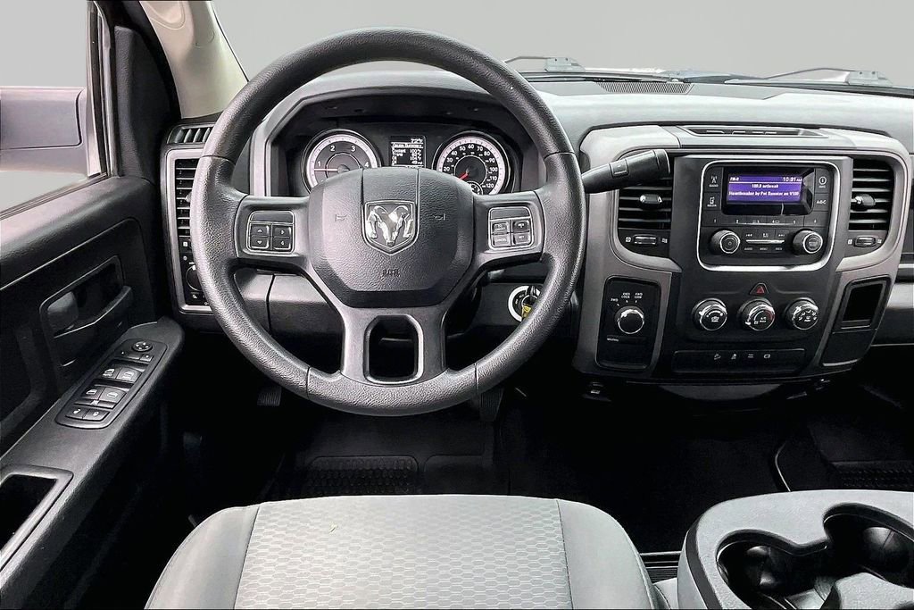 Used 2018 RAM 2500 Tradesman w/ Chrome Appearance Group image 7