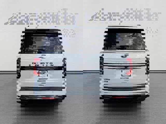 Certified 2023 Ford Expedition Limited image 4
