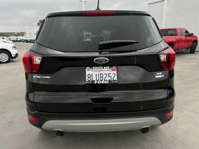 Certified 2019 Ford Escape SE image 4