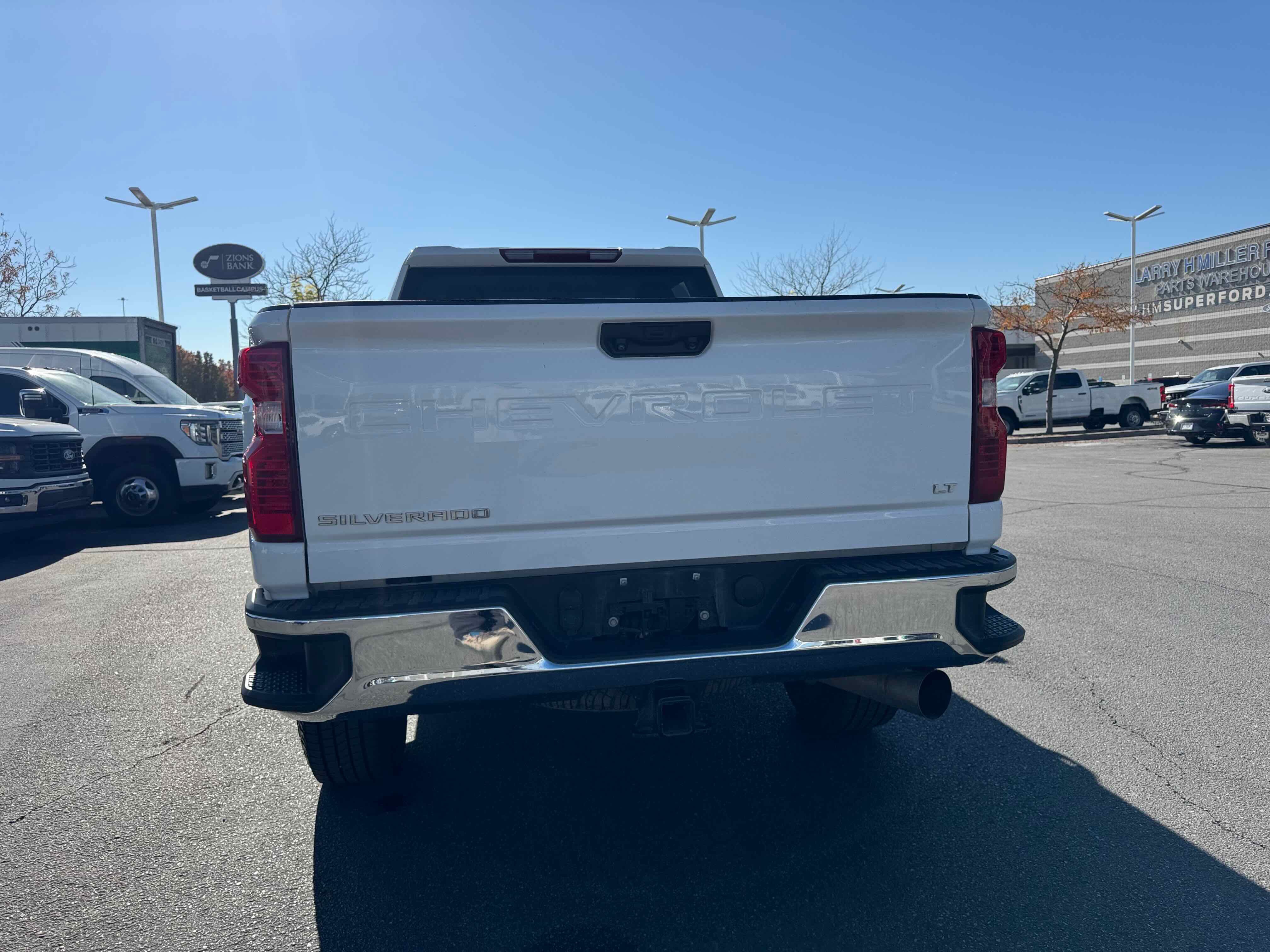 Used 2023 Chevrolet Silverado 3500 LT w/ Gooseneck/5TH Wheel Package image 4