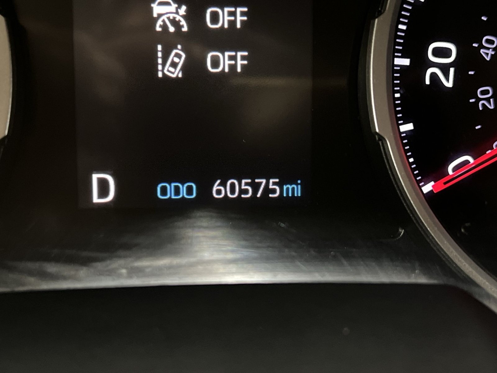 Used 2019 Toyota RAV4 LE w/ All Weather Liner Package AWD/4WD image 17