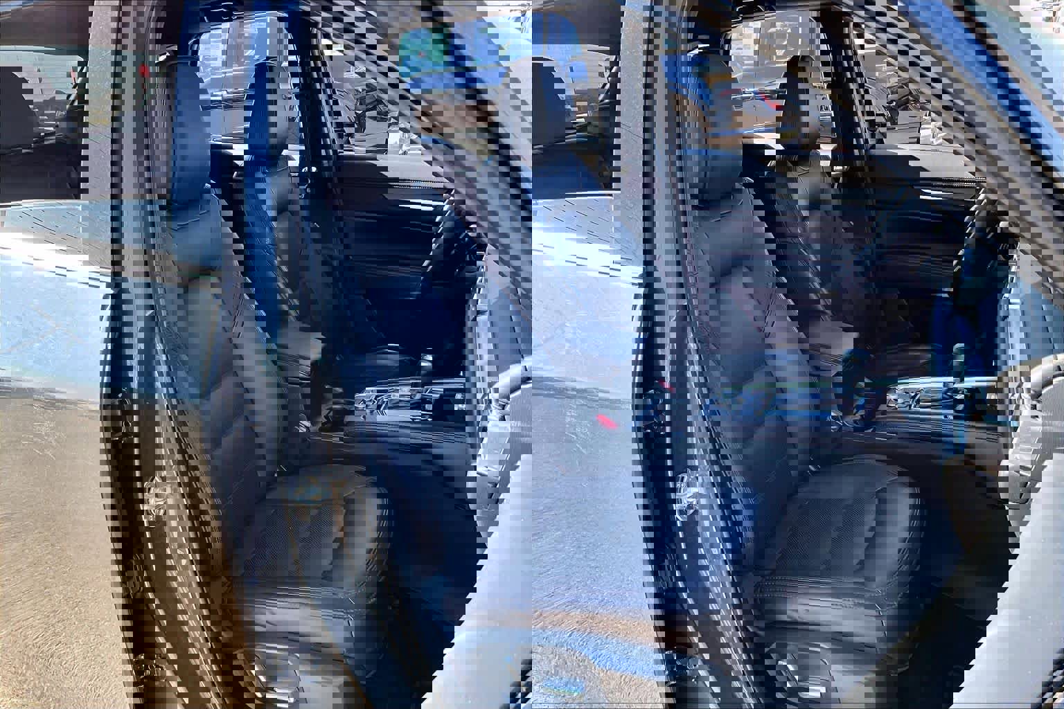 Used 2021 MAZDA CX-5 Signature image 11