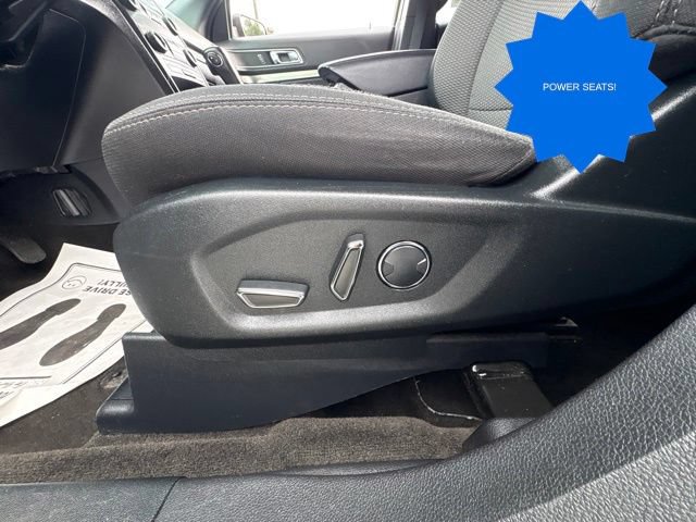 Certified 2018 Ford Explorer XLT FWD image 13