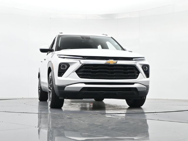 Used 2024 Chevrolet TrailBlazer LT FWD image 35