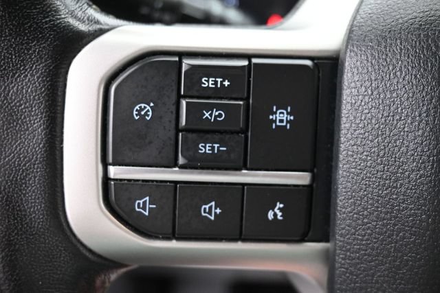 Certified 2024 Ford Expedition XLT RWD image 18