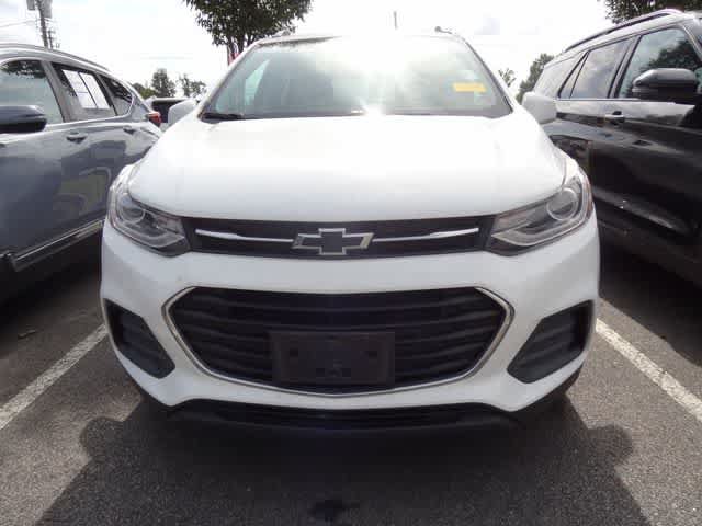Used 2022 Chevrolet Trax LT w/ Sport Edition AWD/4WD image 2