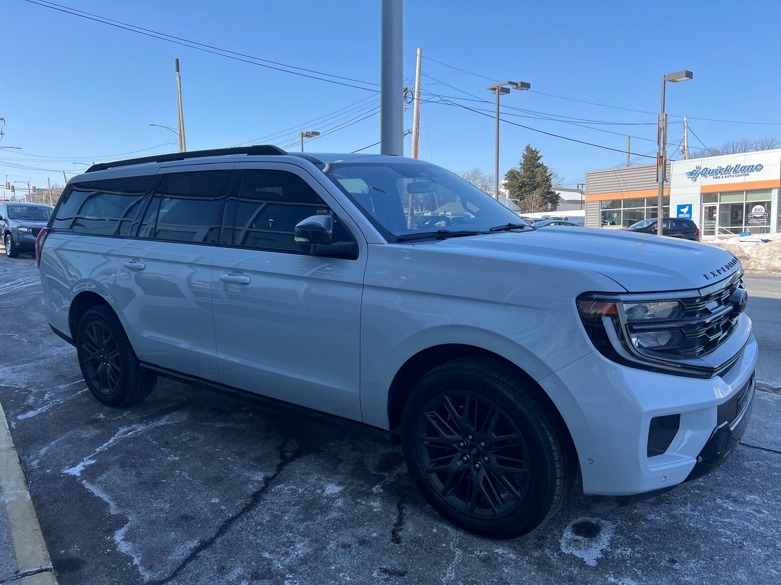 Certified 2025 Ford Expedition Max Platinum w/ Stealth Performance Package image 3