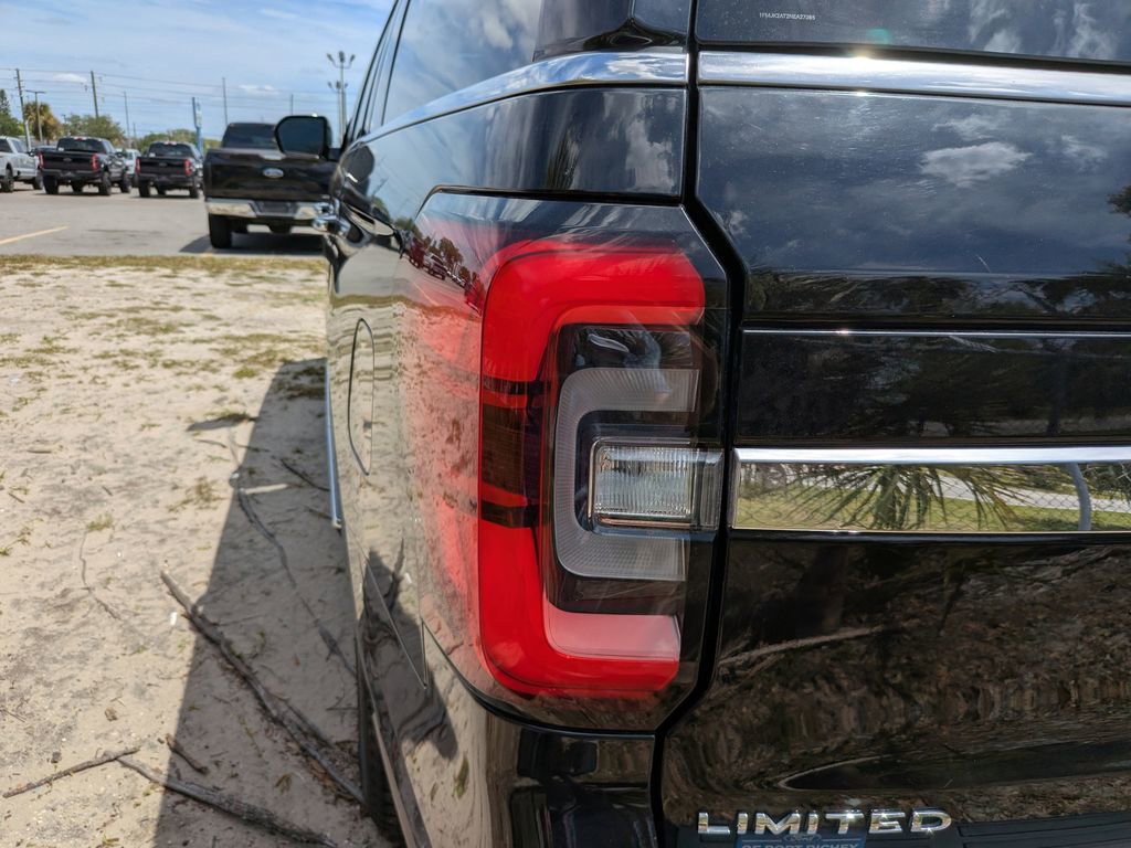 Certified 2022 Ford Expedition Max Limited image 12
