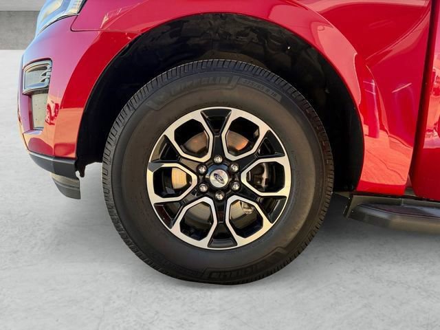 Certified 2022 Ford Expedition XLT image 16