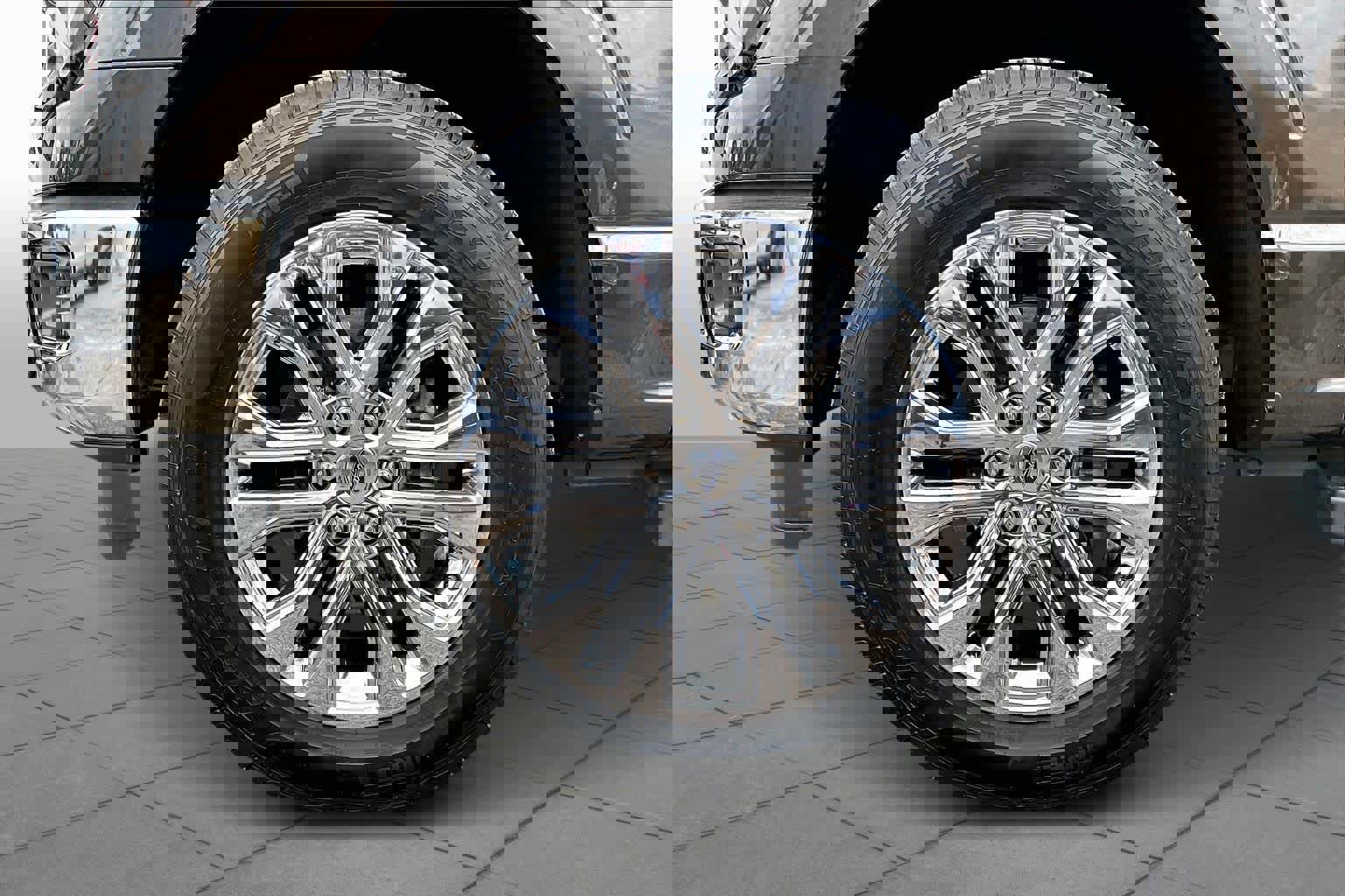 Certified 2024 Ford F150 XLT w/ Equipment Group 303A High image 10