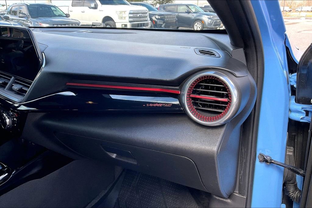 Used 2024 Chevrolet Trax RS w/ Driver Confidence Package image 23