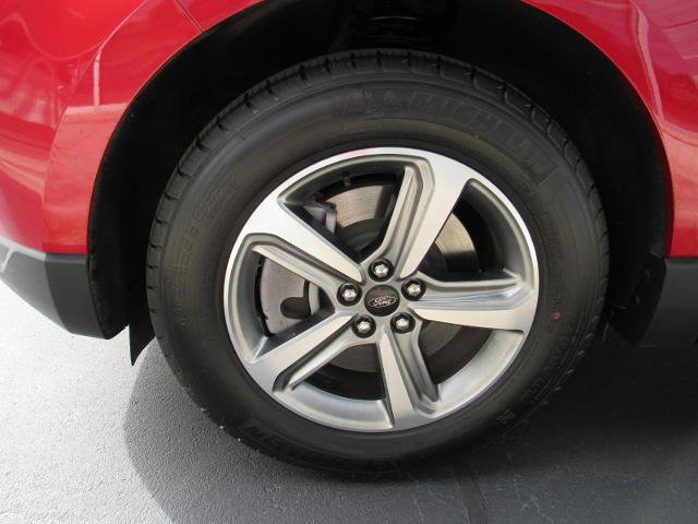 Certified 2024 Ford Edge SEL w/ Convenience Package AWD/4WD image 9