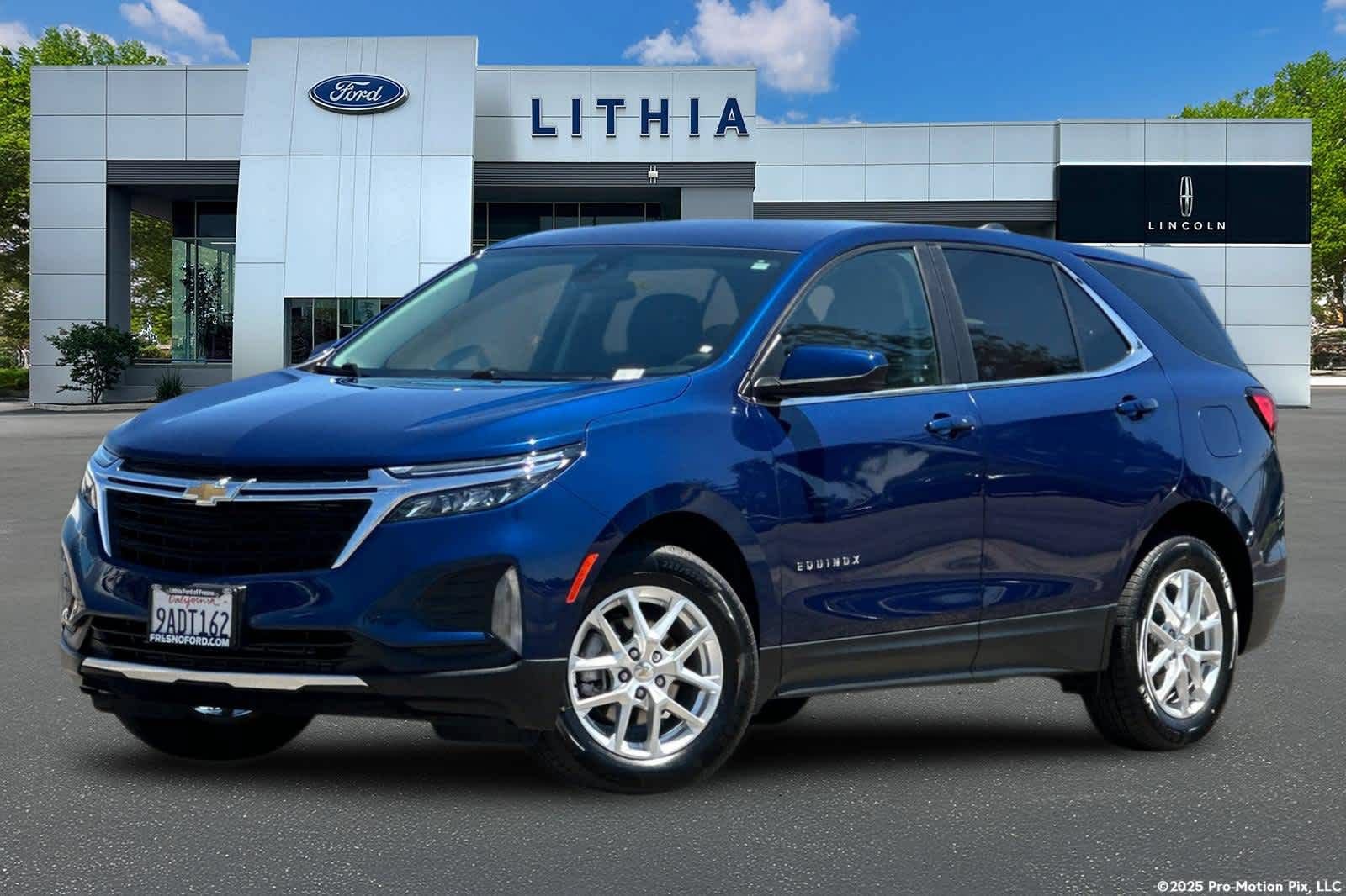Used 2022 Chevrolet Equinox LT FWD image 1