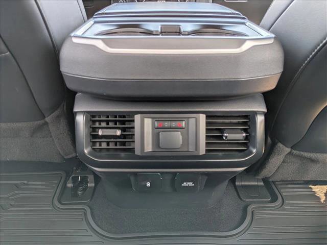 Certified 2023 Ford F150 Raptor w/ Raptor Carbon Fiber Package image 17