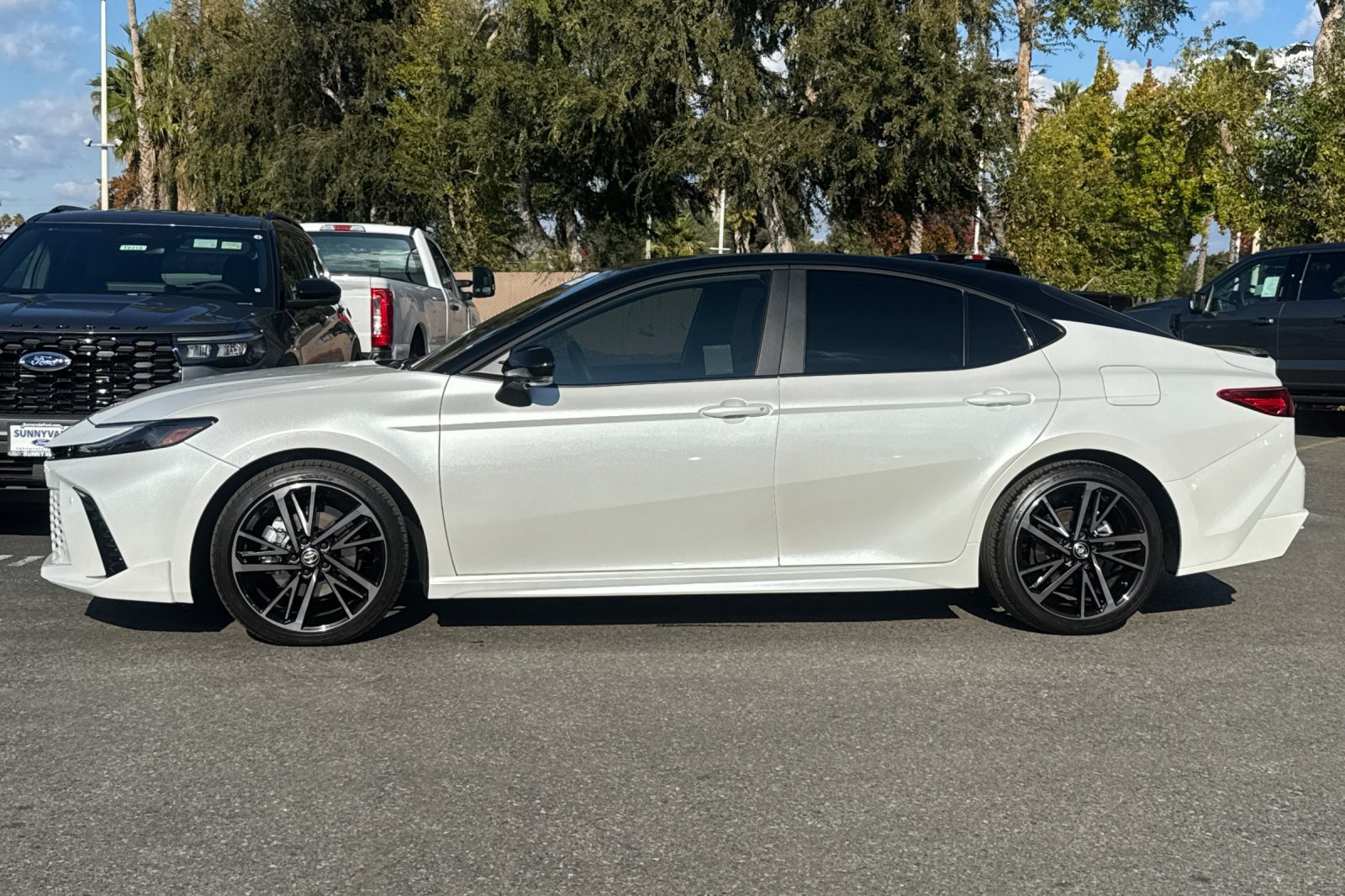 Used 2026 Toyota Camry XSE w/ Premium Plus Package FWD image 8