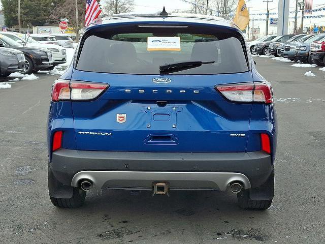 Certified 2022 Ford Escape Titanium w/ Titanium Elite Package image 3