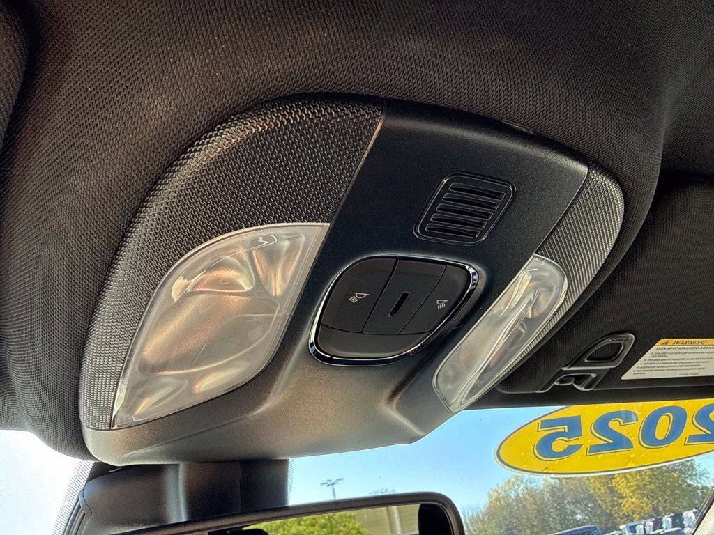 Used 2025 Jeep Compass Limited AWD/4WD image 22