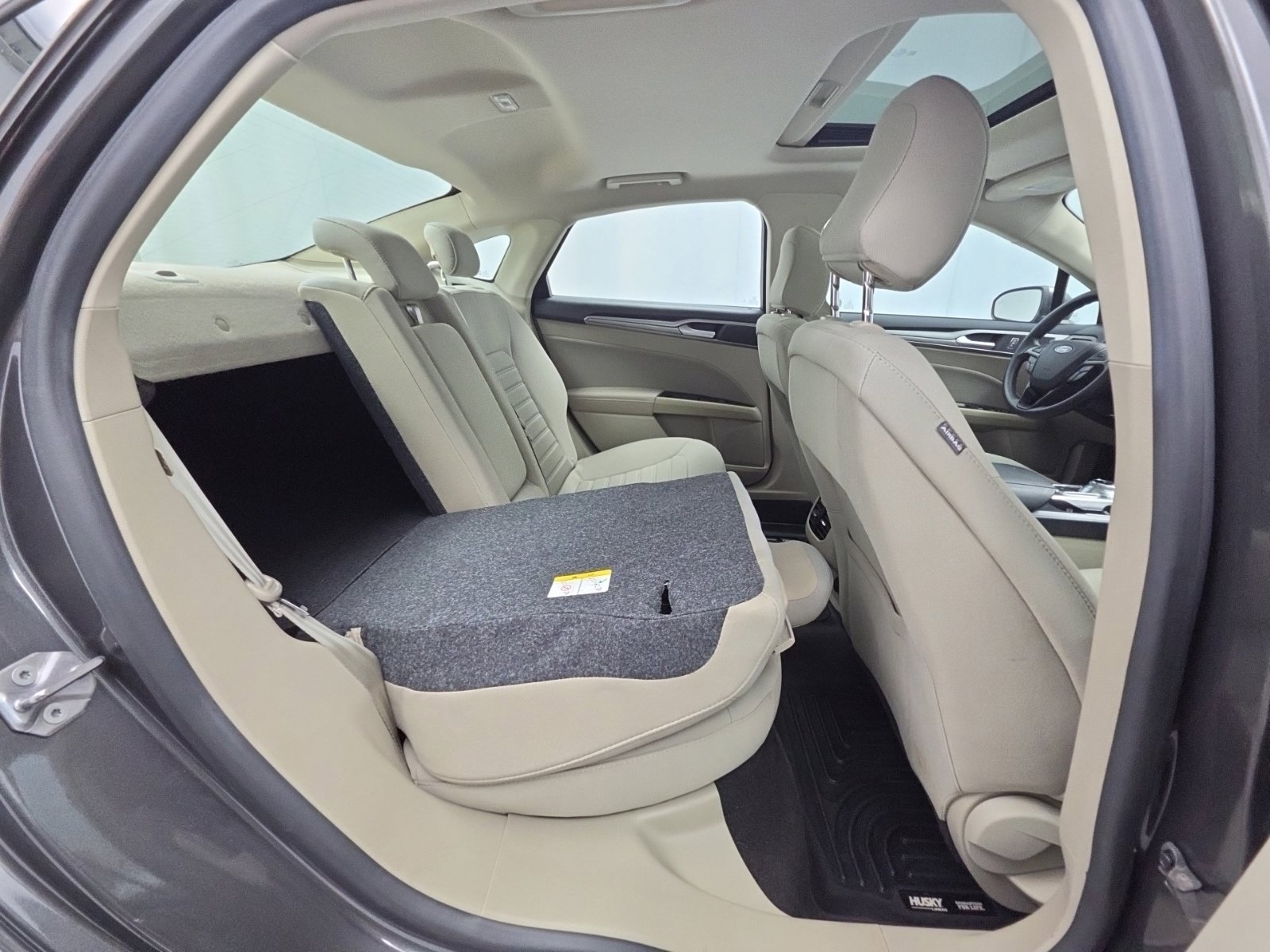 Certified 2020 Ford Fusion SE FWD image 39