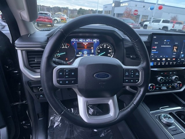 Certified 2024 Ford Expedition XLT image 17