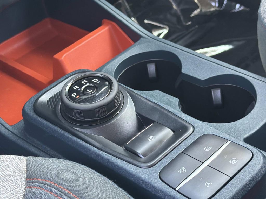 Certified 2024 Ford Maverick XLT w/ XLT Luxury Package image 15