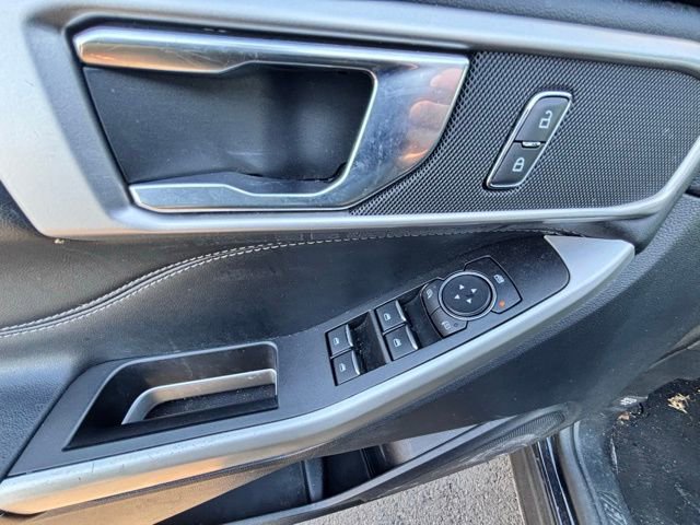 Certified 2020 Ford Explorer XLT w/ Equipment Group 202A image 8