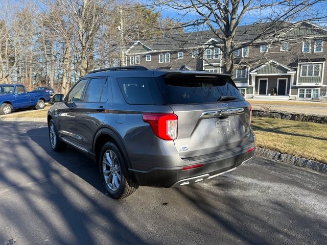Certified 2022 Ford Explorer XLT w/ Equipment Group 202A image 24