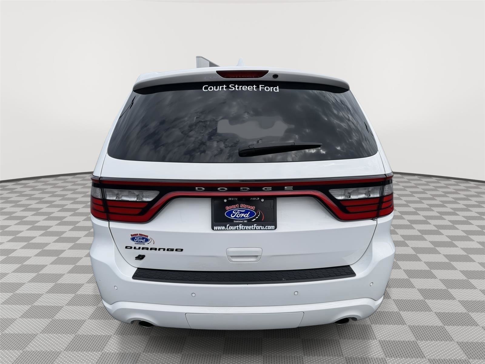 Used 2020 Dodge Durango SXT image 4