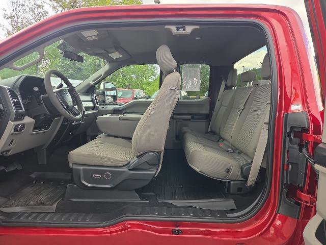 Certified 2019 Ford F250 XLT w/ XLT Premium Package AWD/4WD image 13