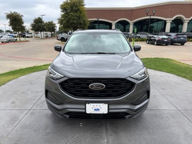 Certified 2024 Ford Edge SE w/ Black Appearance Package AWD/4WD image 2