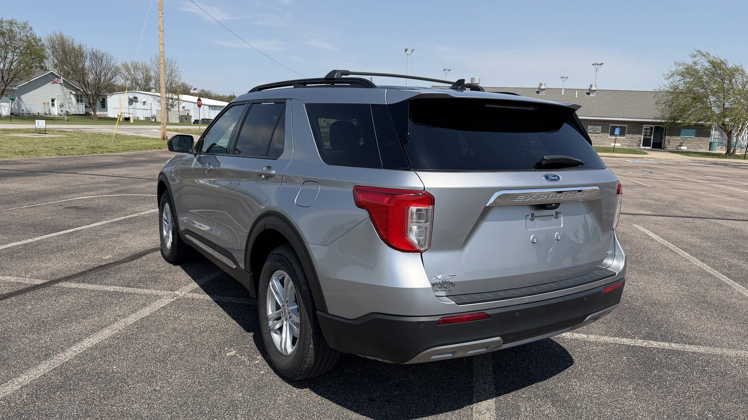 Certified 2023 Ford Explorer XLT w/ Equipment Group 202A AWD/4WD image 14