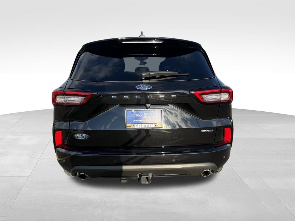 Certified 2023 Ford Escape ST-Line Select w/ Tech Pack #2 image 2
