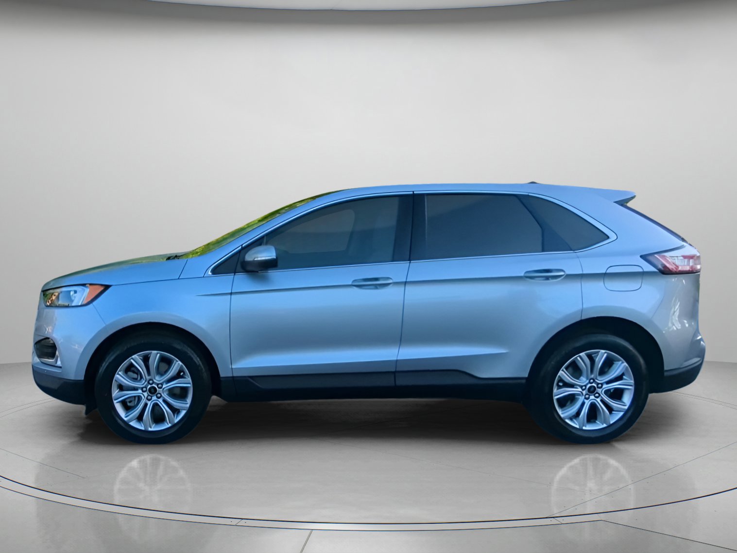 Certified 2023 Ford Edge Titanium image 8