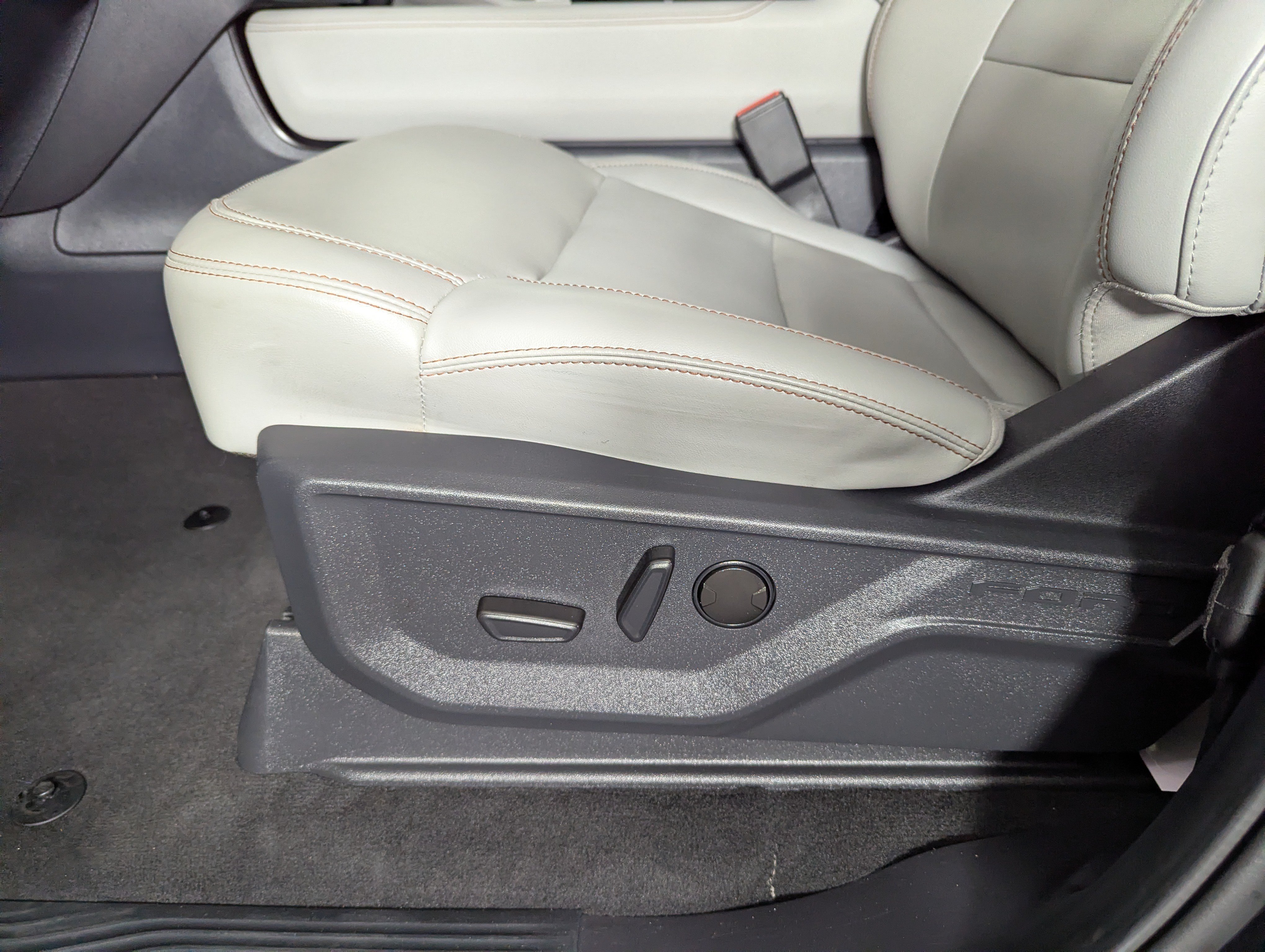 Certified 2025 Ford Expedition Max Active RWD image 23